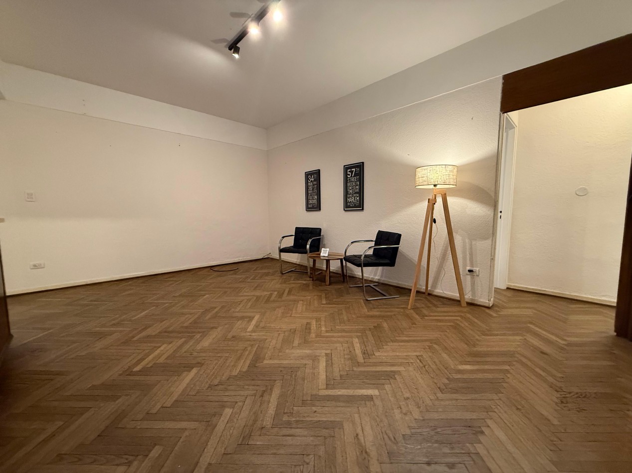 VENTA 3AMB con DEPENDENCIA 3 BAÑOS ORIGINAL CENTRO