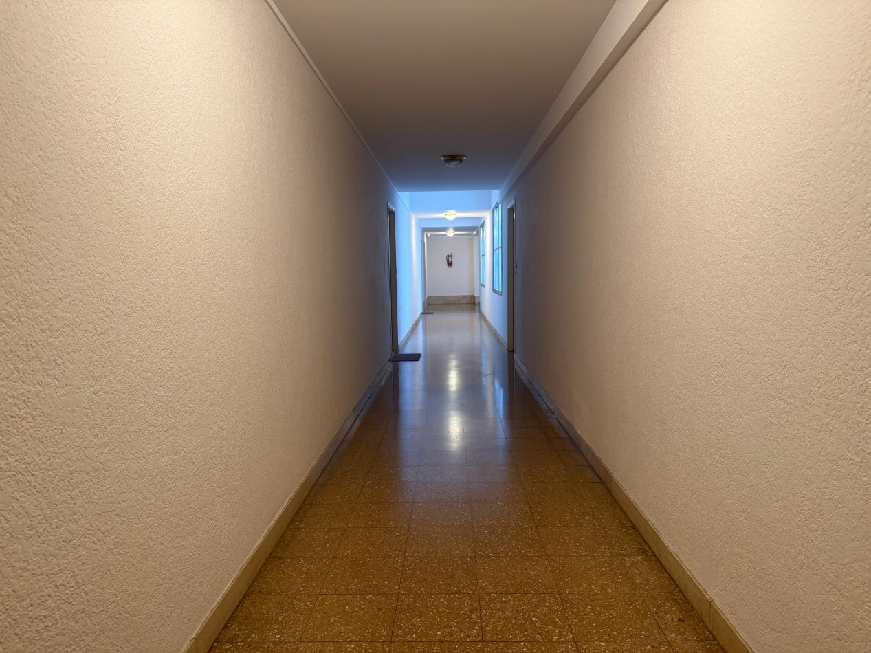 VENTA 3AMB con DEPENDENCIA 3 BAÑOS ORIGINAL CENTRO
