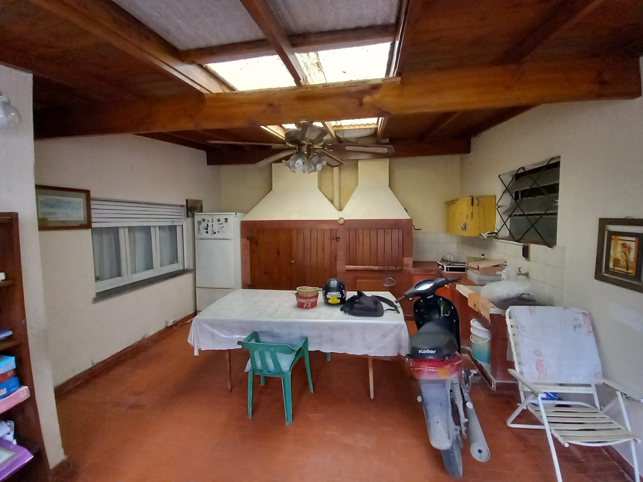 CASA 3AMB MAS DEPARTAMENTO 2 AMB LOTE PROPIO-NO APTO CREDITO-JUNCAL al 3000
