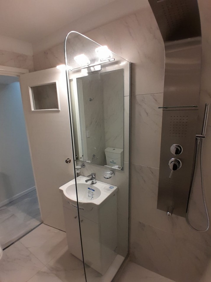 VENTA 2AMB RECICLADO FRENTE CENTRO BALCON 