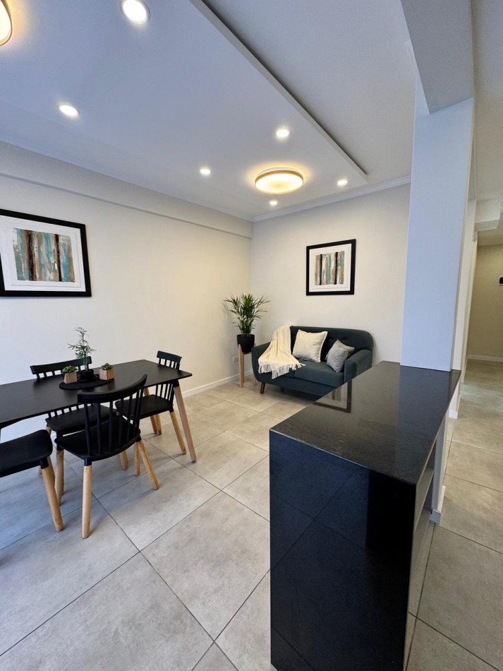 VENTA 2AMB RECICLADO FRENTE CENTRO BALCON ARTEFACTO Y MUEBLES NUEVOS