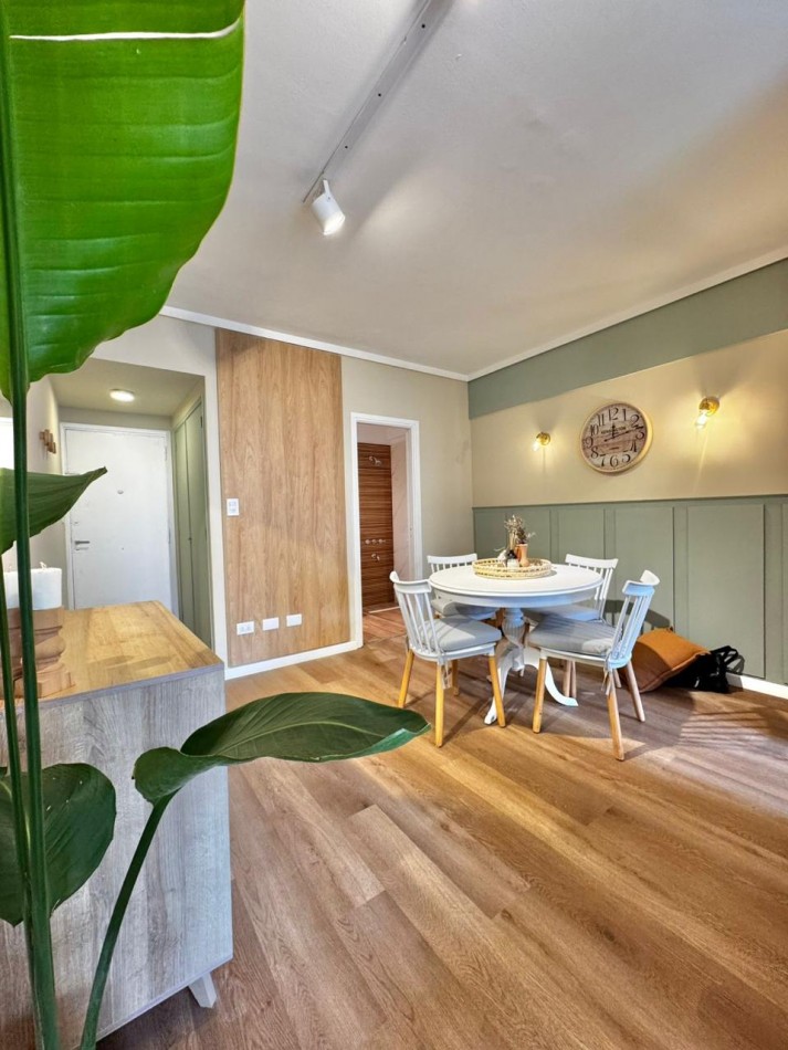 VENTA 1AMB RECICLADO CENTRO BALCON SALIENTE ARTEFACTO Y MUEBLES A ESTRENAR