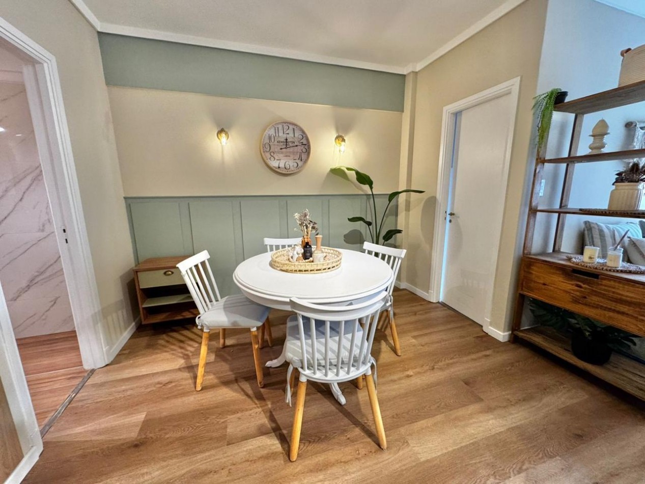 VENTA 1AMB RECICLADO CENTRO BALCON SALIENTE ARTEFACTO Y MUEBLES A ESTRENAR