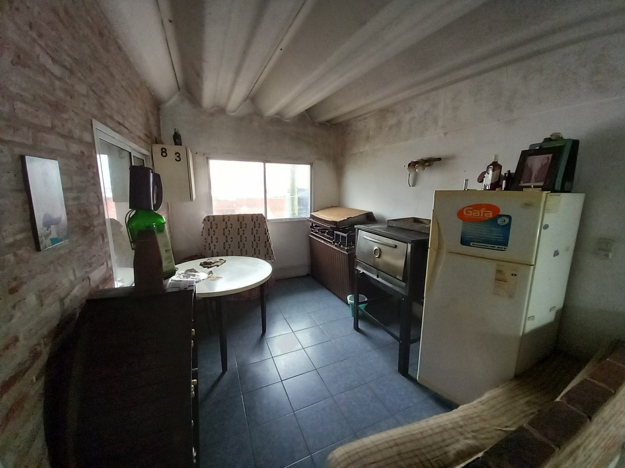 VENTA BLOCK GALPON QUINCHO OFICINA TRIFASICAy MAS CASA al FONDO