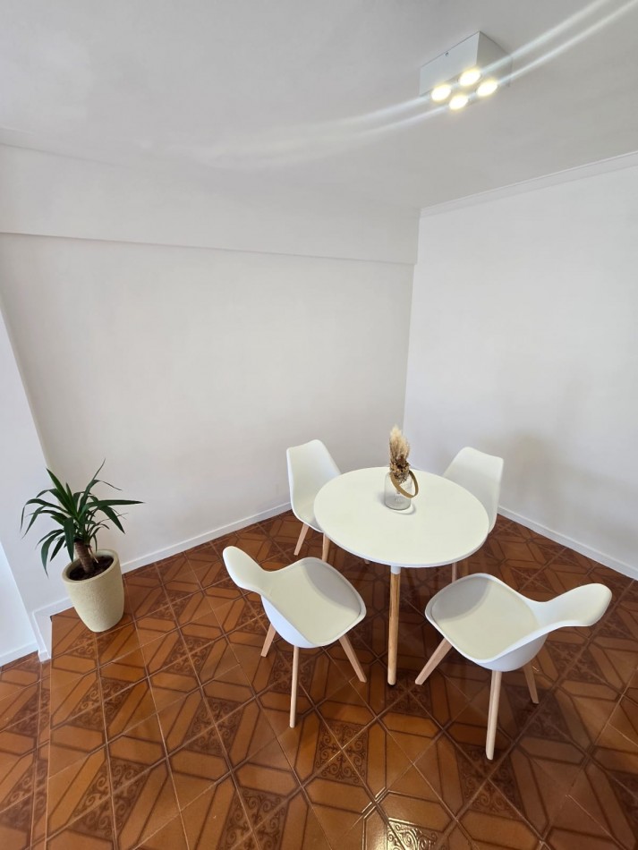 VENTA 2AMB RENTE CENTRO BALCON Y COCHERA