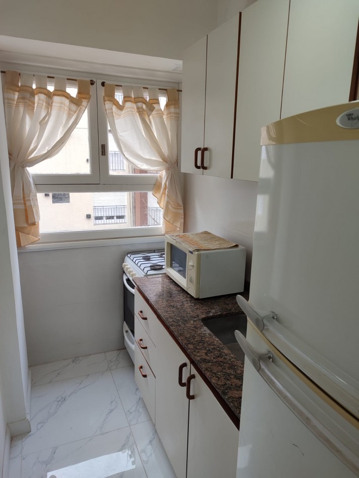 VENTA 2AMB EXCELENTE ESTADO AMOBLADO CENTRO