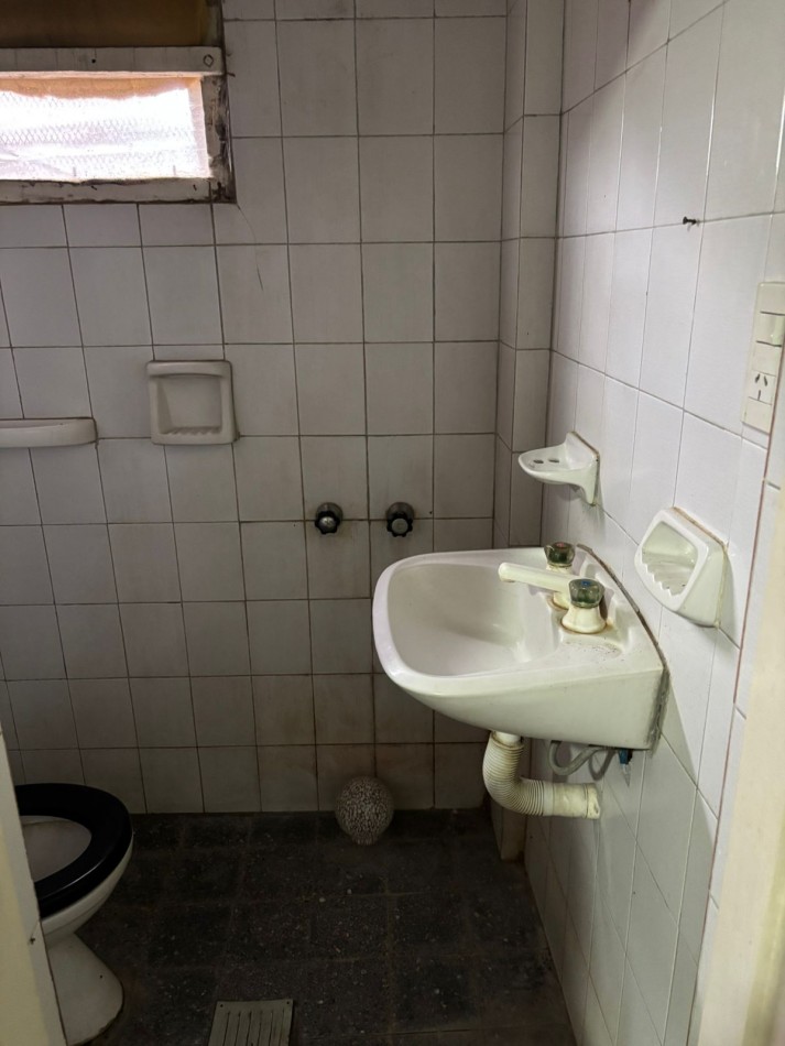 ALQUILER PH 2AMB $400.000 INCLUYE SERVICIOS PH 2 AMB ESTADO ORIGINAL PATIO ORTIZ de ZARATE al 8.400