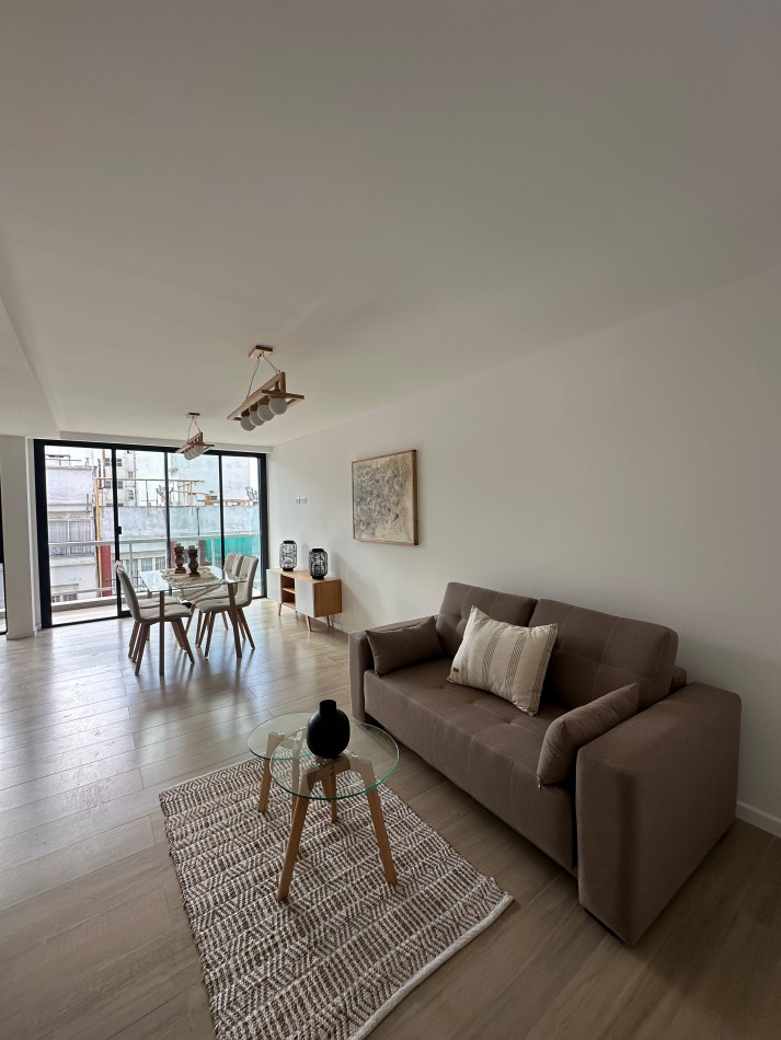 Venta 2AMB RECICLADO FRENTE CENTRO BALCON