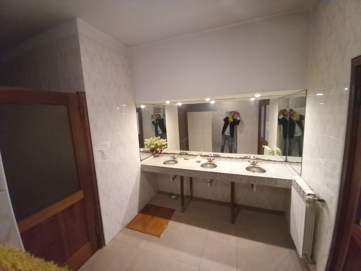 ALQUILER SALON para YOGA EXCELENTE HIPOLITO IRIGOYEN y PRIMERA JUNTA
