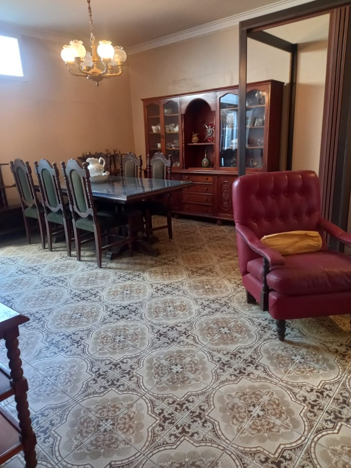 VENTA LOCAL MAS CASA