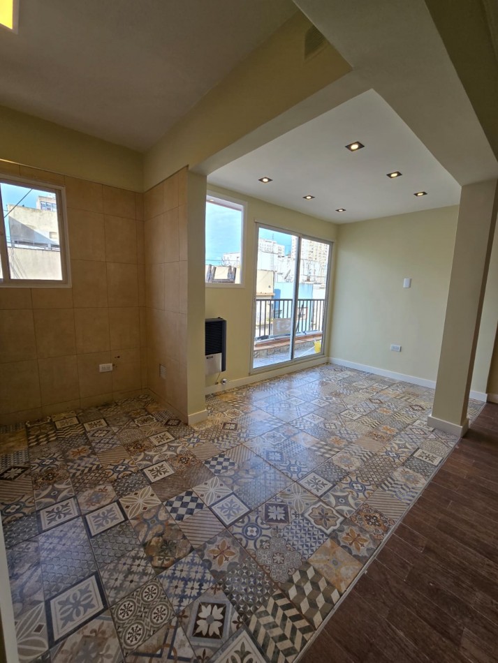 VENTA 2AMB EXCELENTE ESTADO CENTRO  BALCON 