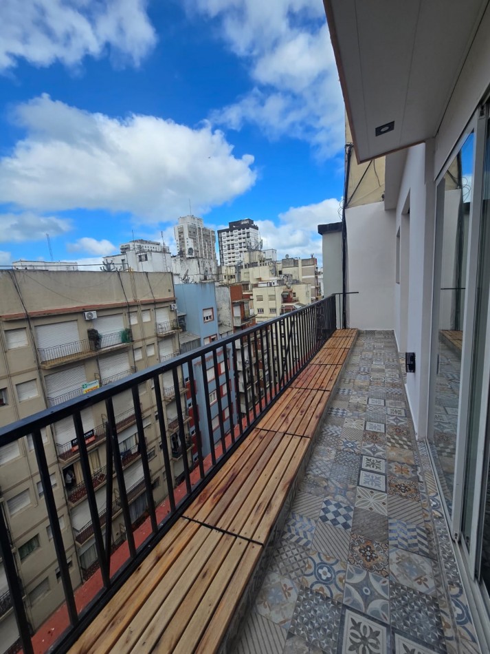 VENTA 2AMB EXCELENTE ESTADO CENTRO  BALCON 