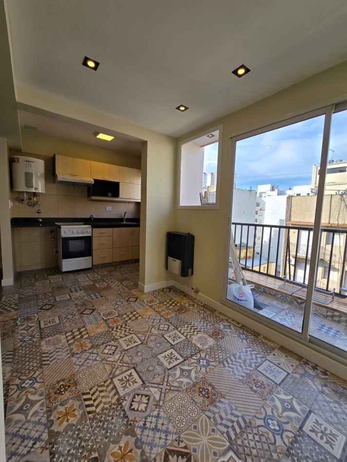 VENTA 2AMB EXCELENTE ESTADO CENTRO  BALCON 