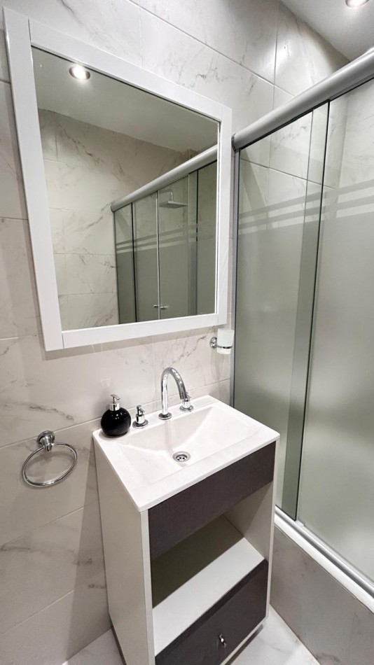 VENTA 2AMB con DEPENDENCIA RECICLADO CENTRO 