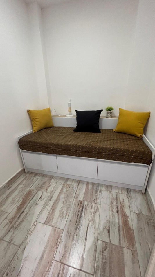 VENTA 2AMB con DEPENDENCIA RECICLADO CENTRO 