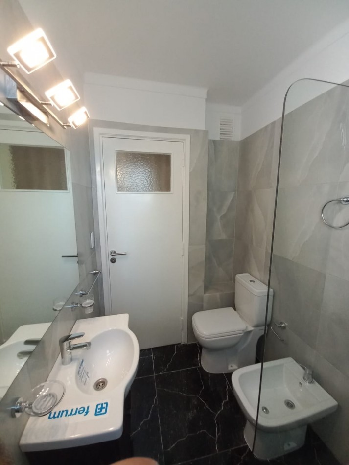 Venta 1AMB CENTRO LATERAL RECICLADO BALCON 