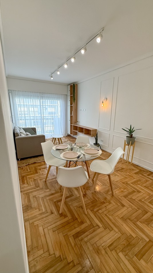 2AMB RECICLADO con DEPENDENCIA CENTRO ARTEFACTO Y MUEBLES A ESTRENAR 