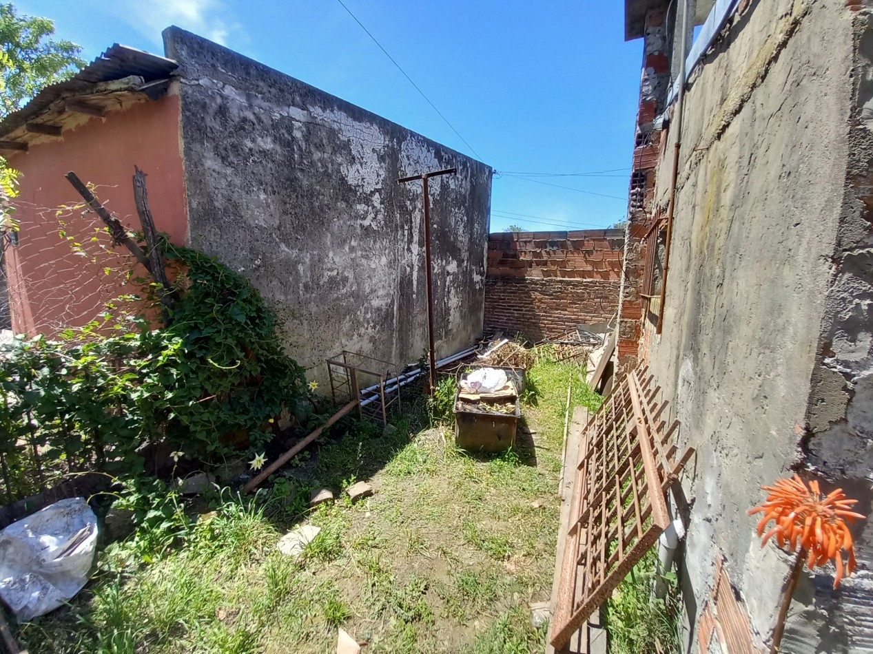 VENTA CASA 3AMB ORIGINAL en ESQUINA