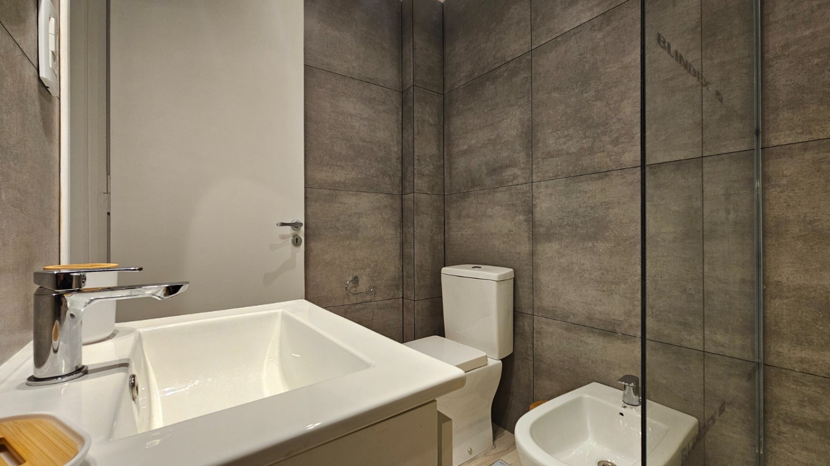 VENTA 3AMB RECICLADO MUEBLES Y ARTEFACTO A ESTRENAR CENTRO 