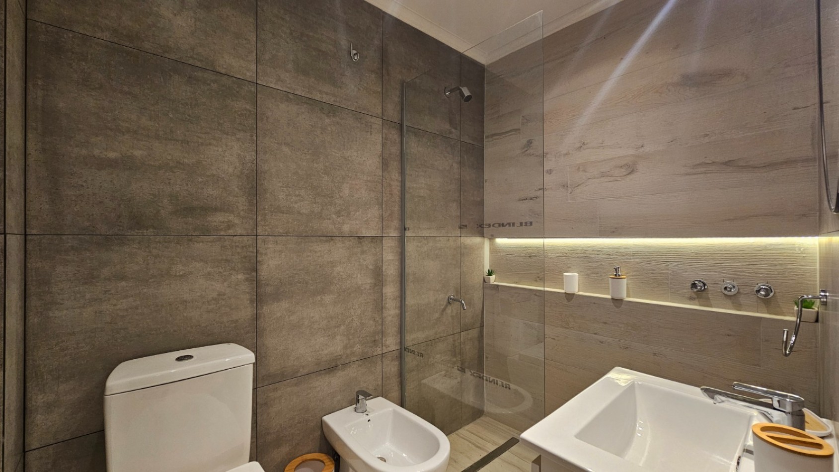 VENTA 3AMB RECICLADO MUEBLES Y ARTEFACTO A ESTRENAR CENTRO 