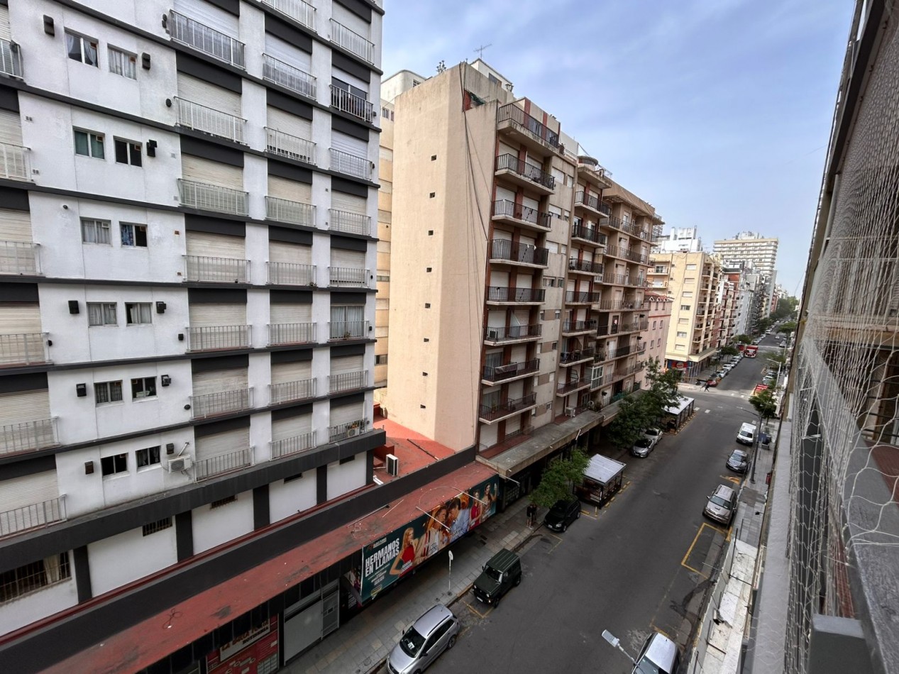 VENTA 1AMB RECICLADO BALCON MUEBLES Y ARTEFACTO A ESTRENAR 