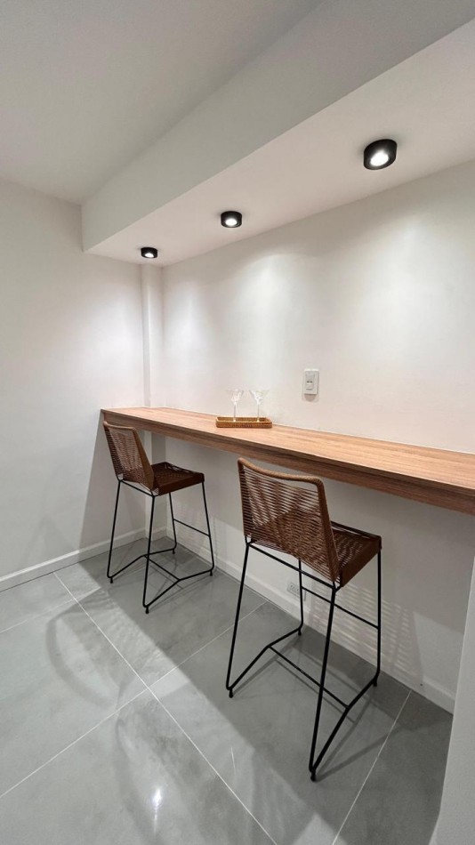 VENTA 3AMB RECICLADO CENTRO BALCON FRENTE 