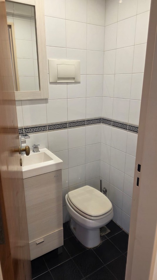 VENTA 3AMB RECICLADO FRENTE CENTRO BALCON COCHERA 