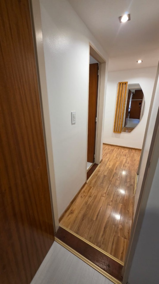 VENTA 3AMB RECICLADO FRENTE CENTRO BALCON COCHERA 