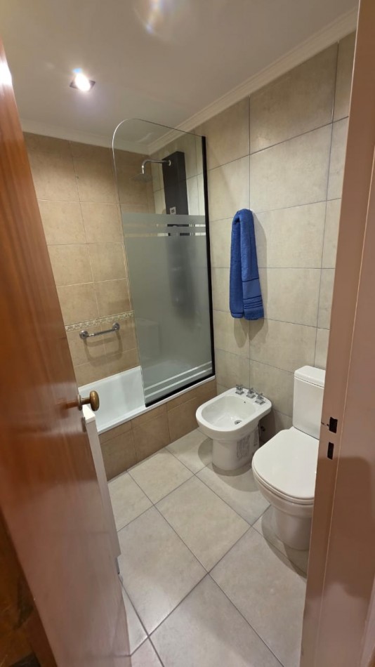 VENTA 3AMB RECICLADO FRENTE CENTRO BALCON COCHERA 