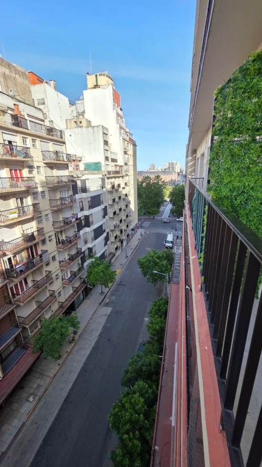 VENTA 2AMB con Dependencia RECICLADO CENTRO BALCON 