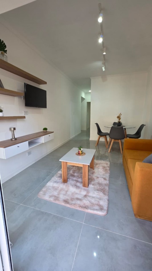 VENTA 2AMB con Dependencia RECICLADO CENTRO BALCON 