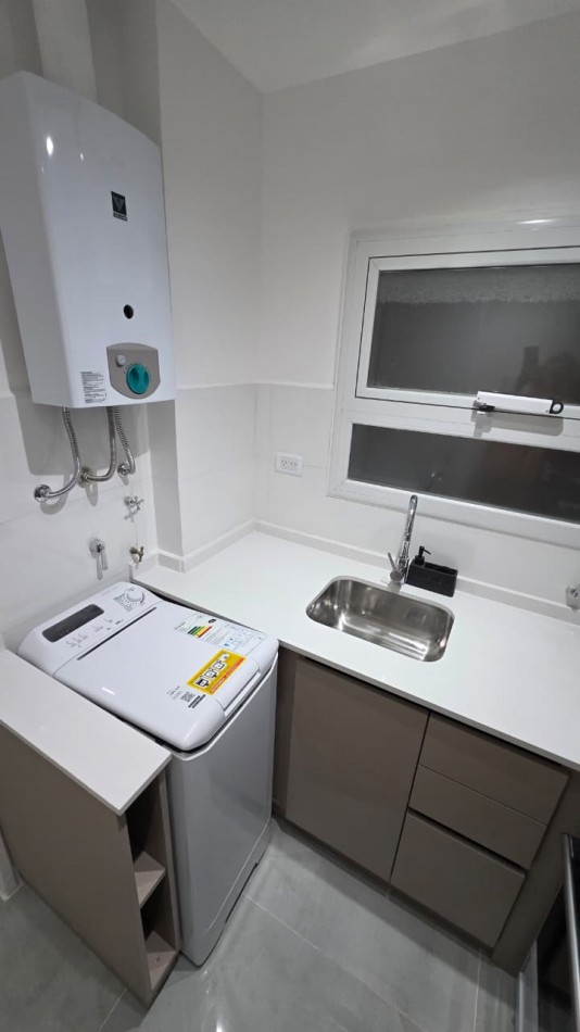 VENTA 2AMB con Dependencia RECICLADO CENTRO BALCON 