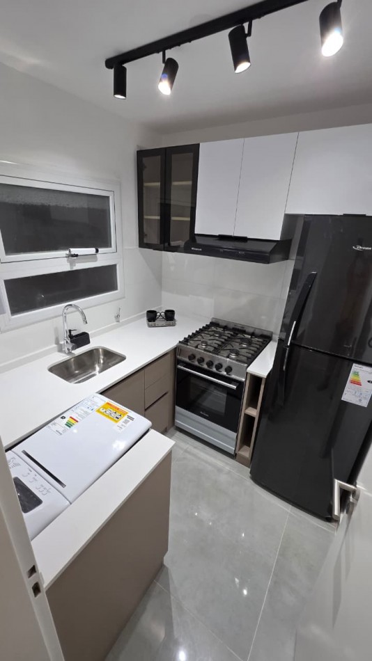 VENTA 2AMB con Dependencia RECICLADO CENTRO BALCON 