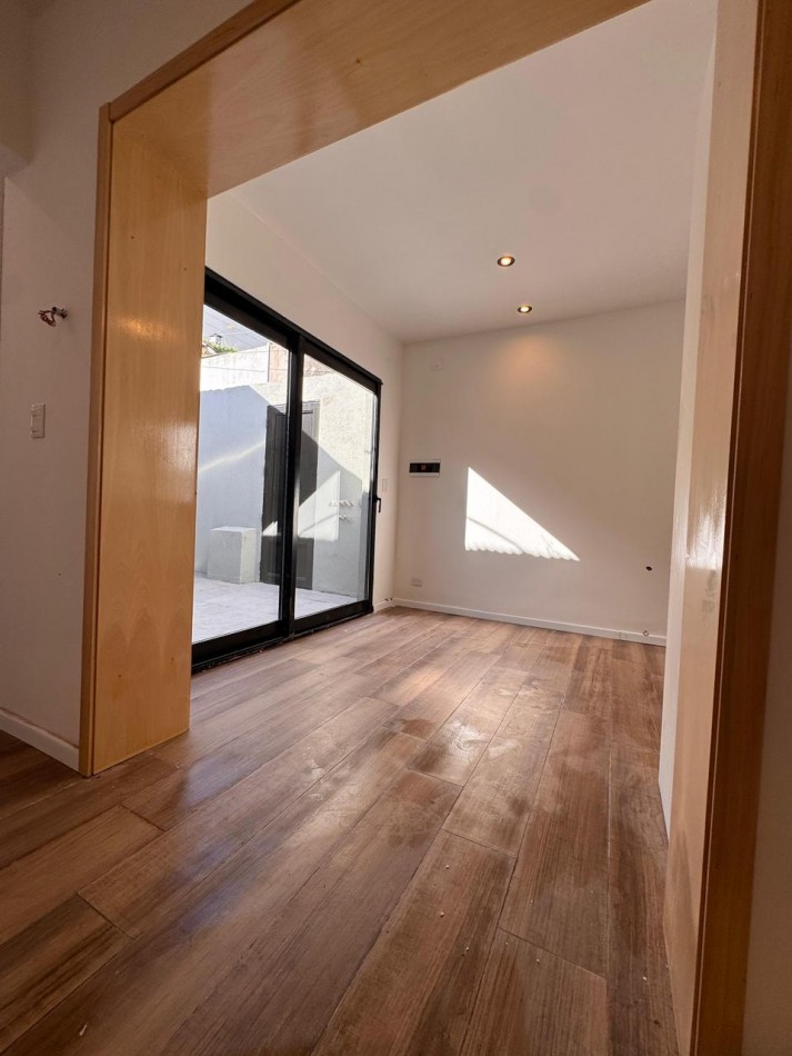 VENTA PH RECICLADO SIN EXPENSAS CHAUVIN 