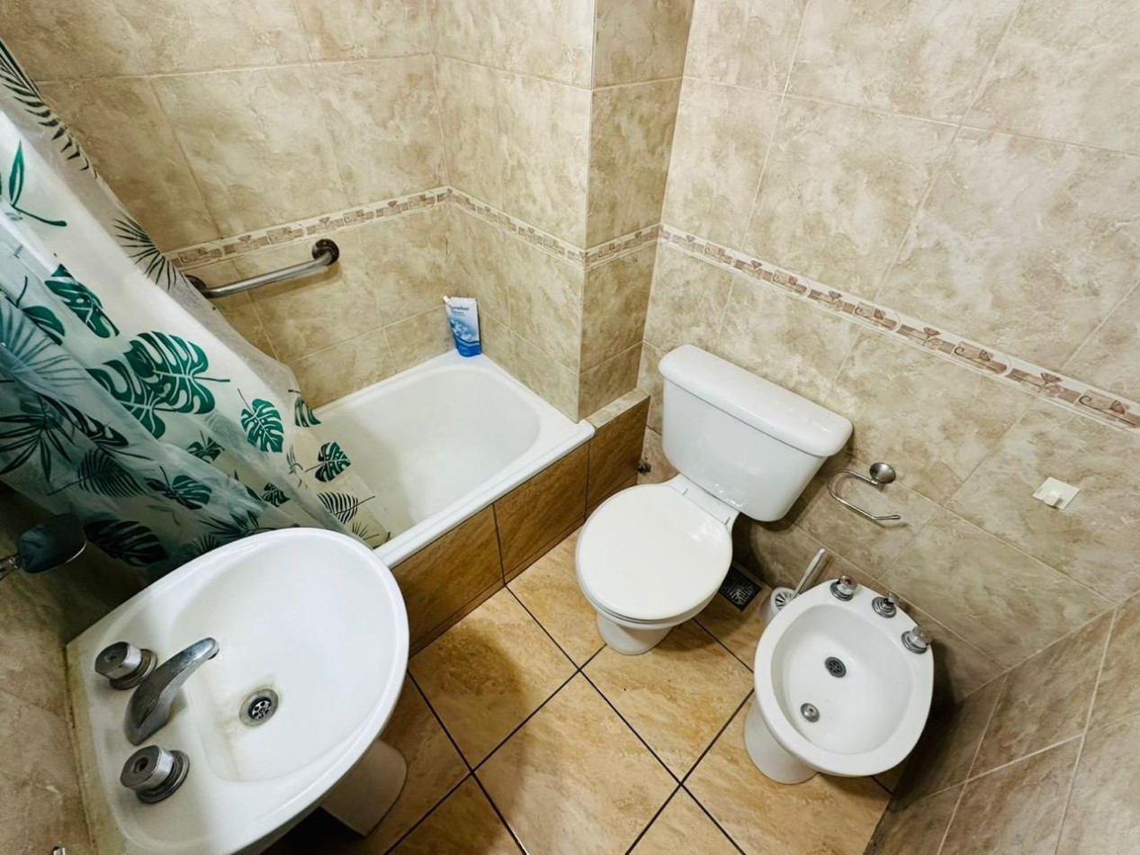 VENTA 1AMB CENTRO EXCELENTE ESTADO 