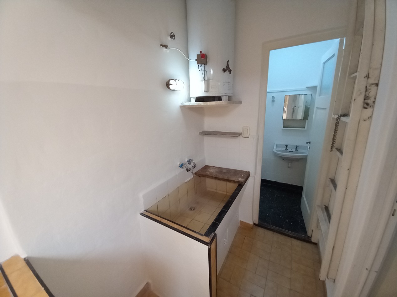 ALQUILER CHALET 4 AMB de ESTILO ESTADO ORIGINAL COCHERA LOS TRONCOS