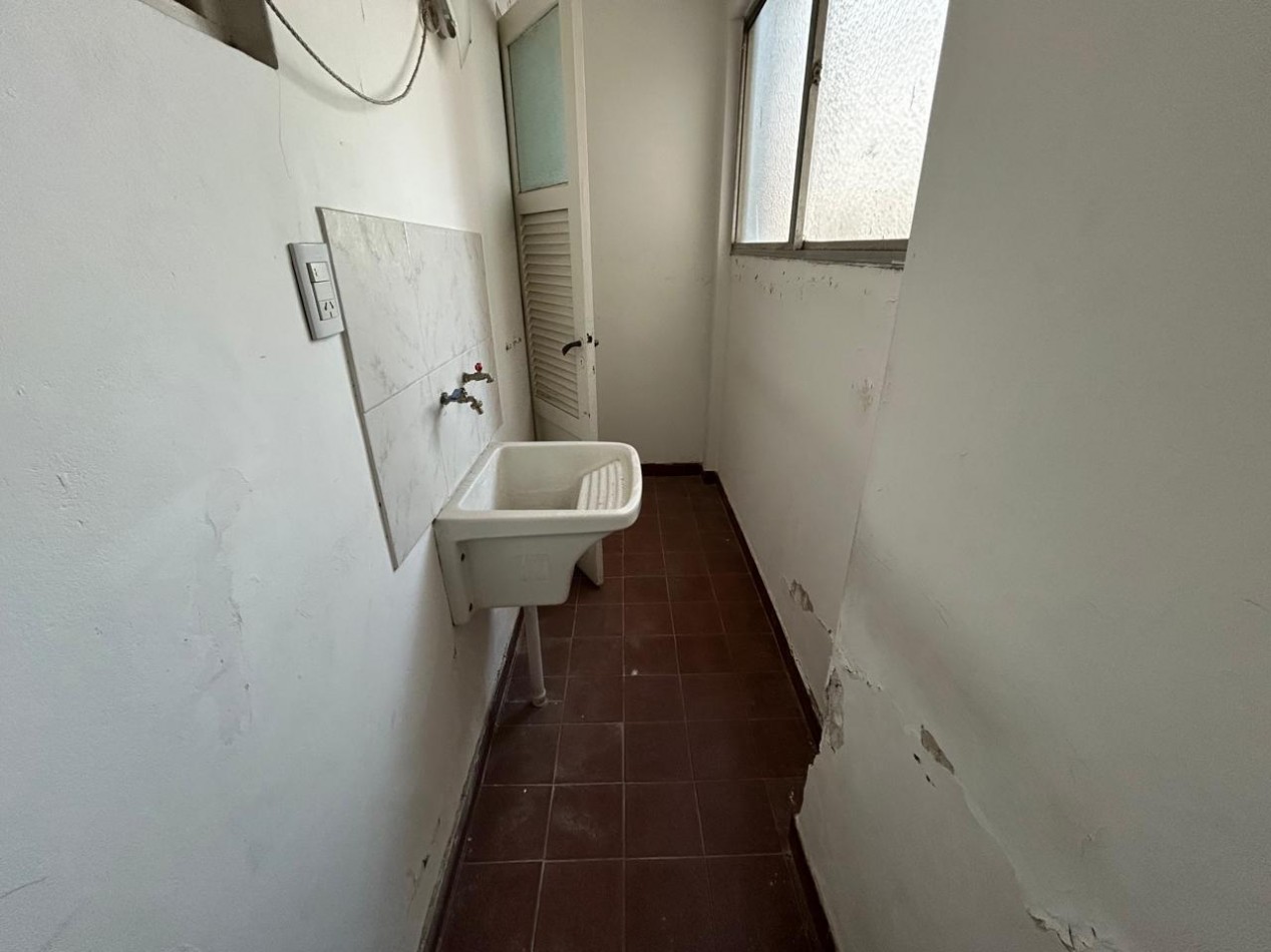 VENTA 3AMB con DEPENDENCIA A RECICLAR 