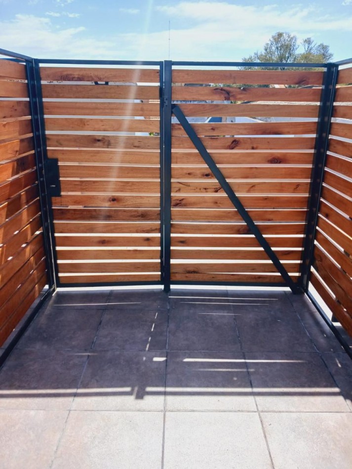 VENTA 2AMB PH PLANTA ALTA SIN EXPENSAS PATIO