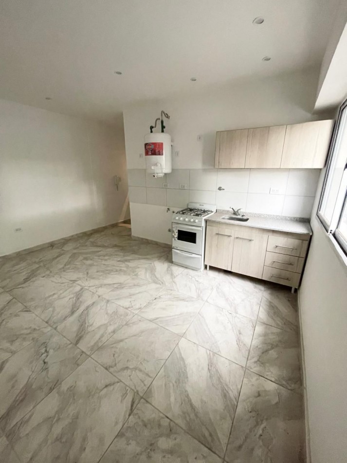VENTA 2AMB PH PLANTA ALTA SIN EXPENSAS PATIO