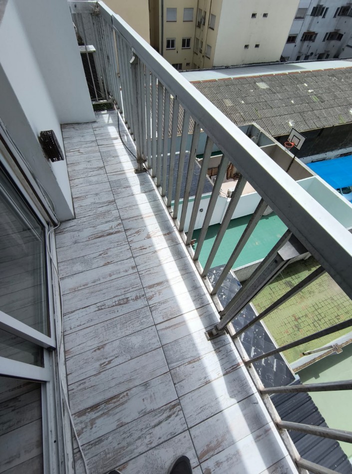 VENTA 1AMB EXCELENTE BALCON SALIENTE CENTRO 