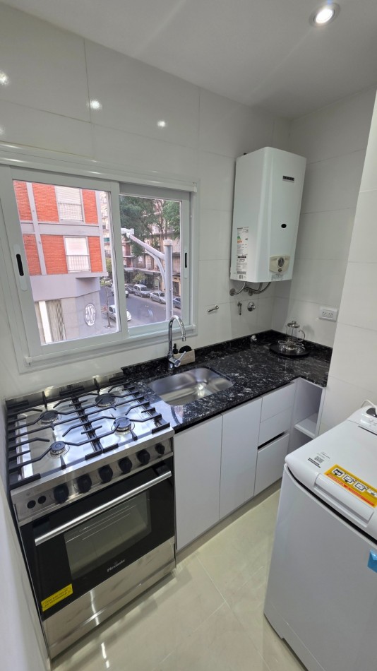 VENTA 2AMB RECICLADO ARTEFACTO Y MUEBLES A ESTRENAR CENTRO 