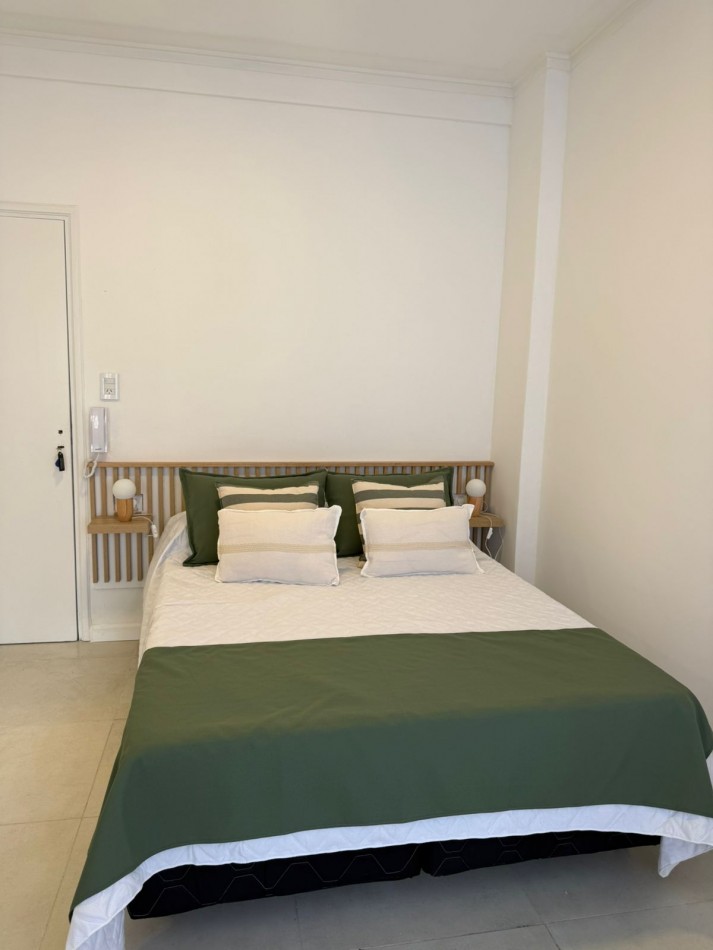  VENTA 1AMB RECICLADO CENTRO MUEBLES Y ARTEFACTO A ESTRENAR 