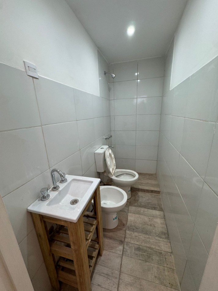 VENTA PH 1AMB RECICLADO PATIO SIN EXPENSAS 