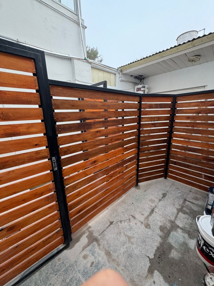 VENTA PH 1AMB RECICLADO PATIO SIN EXPENSAS 