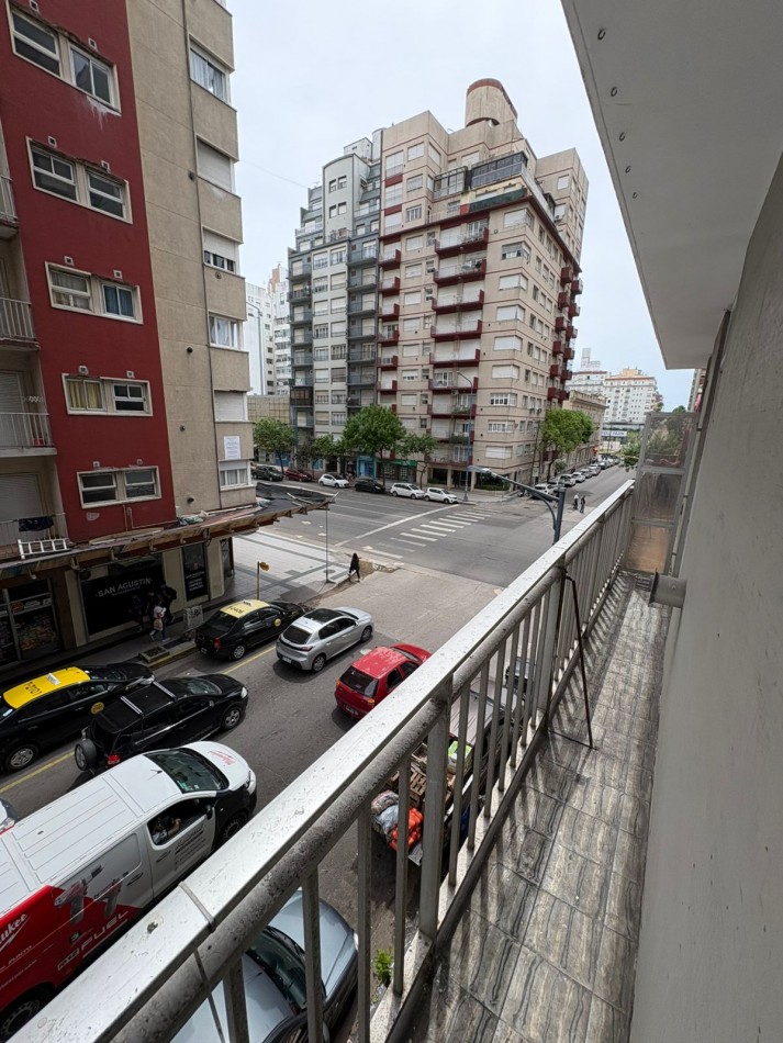 VENTA 2AMB BALCON FRENTE CENTRO 