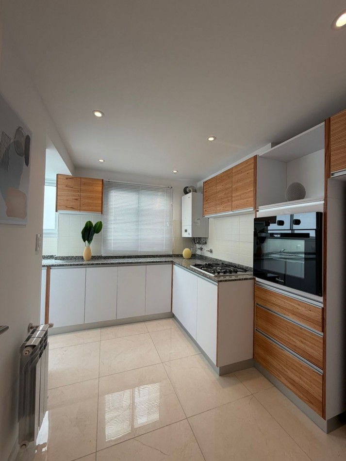 VENTA 3AMB RECICLADO con DEPENDENCIA 2 BAÑOS 