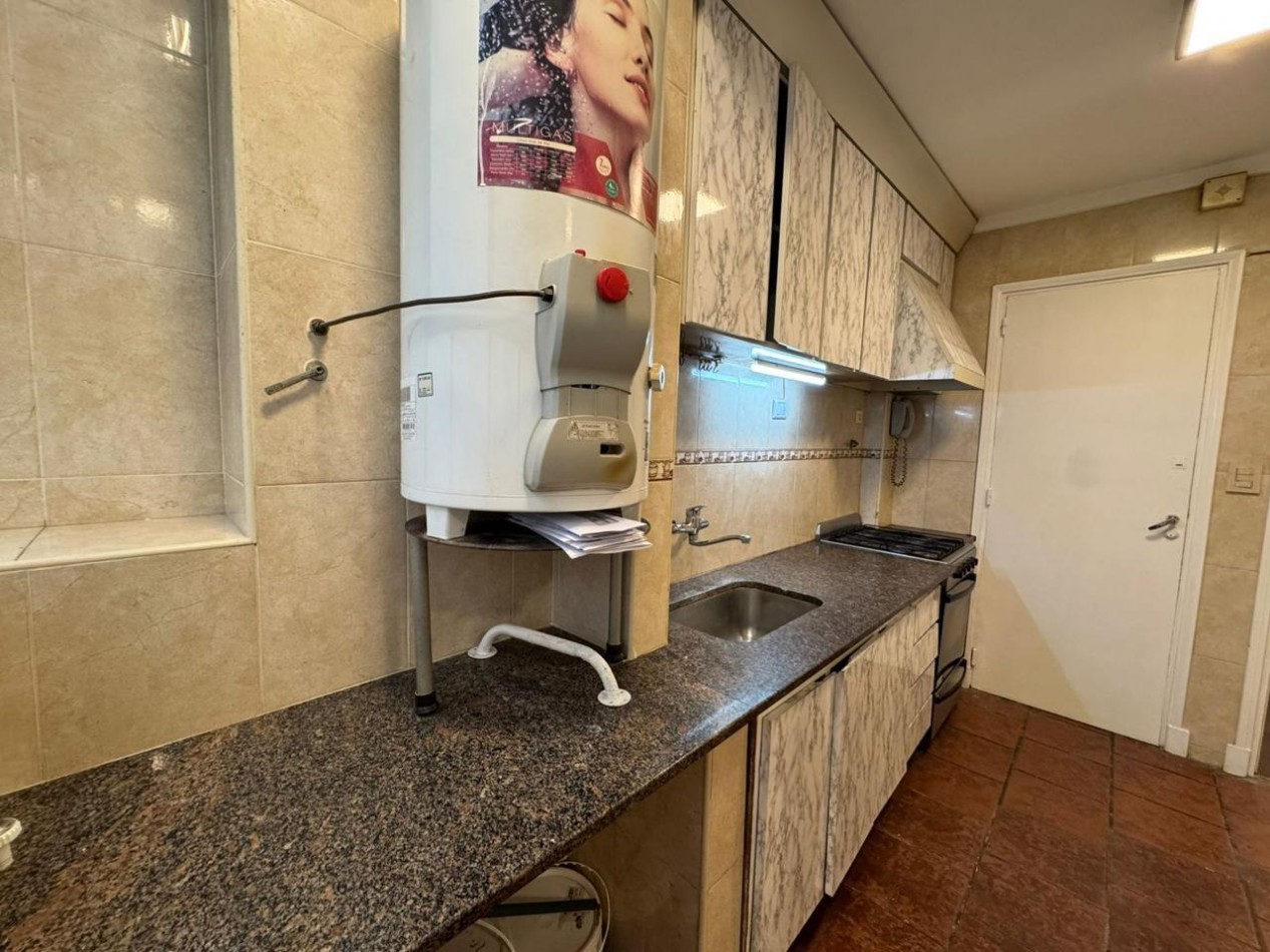 Venta 3AMB con DEPENDENCIA CENTRO 