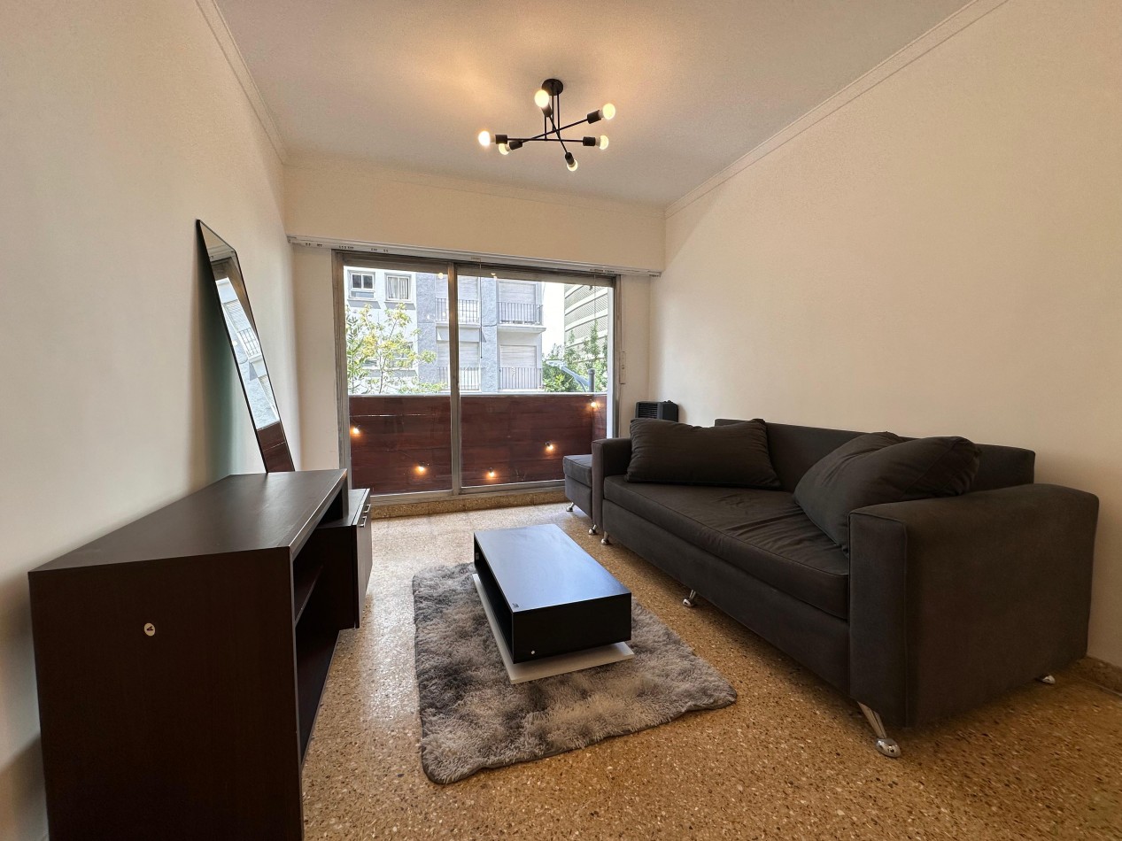 Venta 3AMB FRENTE CON BALCON CENTRO 