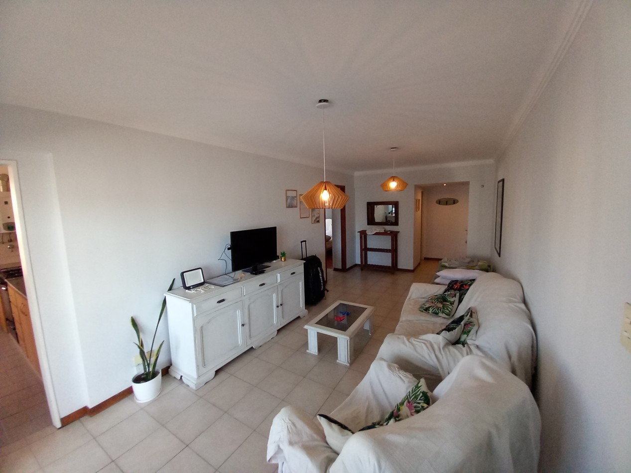 ALQUILER 3AMB COCHERA 2 BAÑOS FRENTE BALCON LA PERLA 