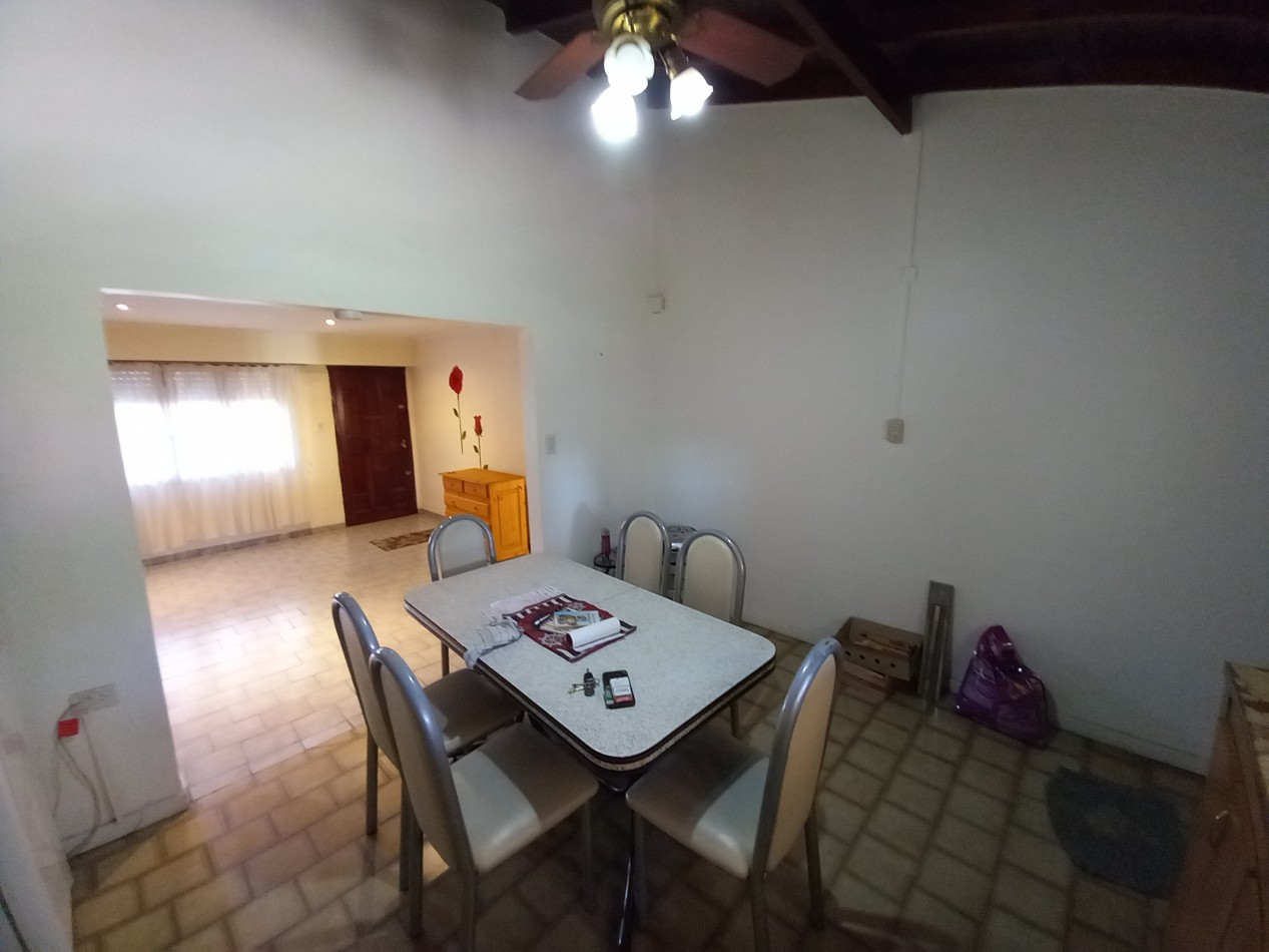  CASA 4AMB 2 BAÑOS PARQUE y COCHERA -MAS DEPARTAMENTO A TERMINAR
